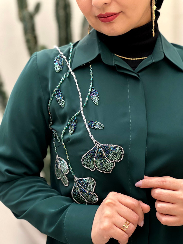 شومیز زنانه سبز سنگدوزی شده